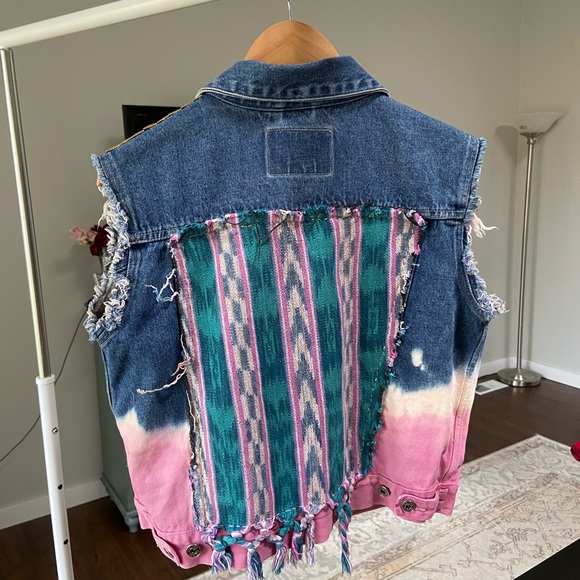 Distressed denim vest - Picture 2 of 3